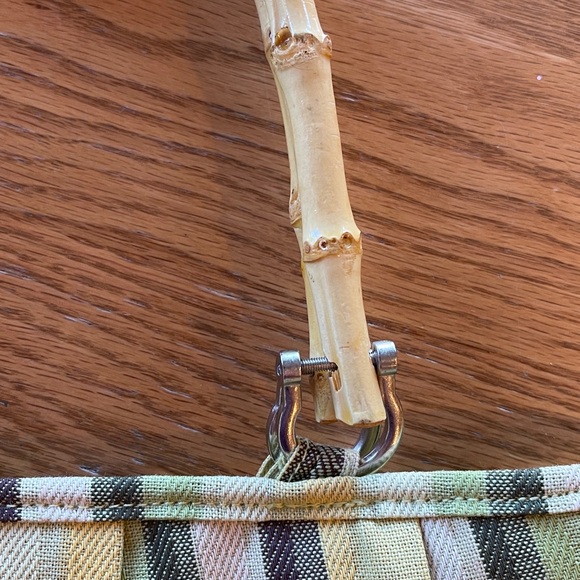 Green Striped Bamboo Handle Bag🌺 - Picture 2 of 8